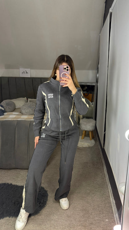 CONJUNTO MIU MIU GRIS